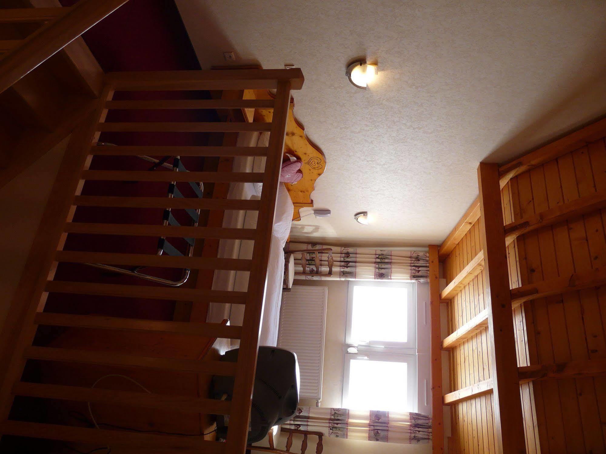 Logis Hotel Restaurant La Petite Auberge Alsace เลอโอห์วาลด์ ภายนอก รูปภาพ
